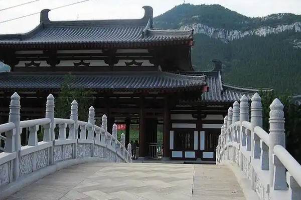 【安阳市大连古建栏杆批发价格】消毒液细节决定品质真材实料